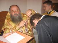   &raquo; Click to zoom ->