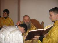   &raquo; Click to zoom ->