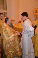   &raquo; Click to zoom ->