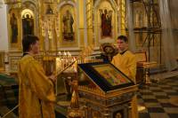   &raquo; Click to zoom ->