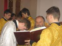   &raquo; Click to zoom ->