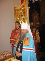   &raquo; Click to zoom ->