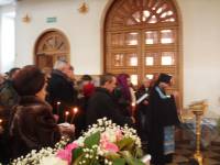   &raquo; Click to zoom ->