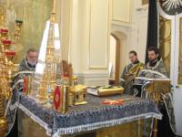   &raquo; Click to zoom ->