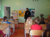   &raquo; Click to zoom ->