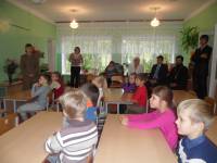   &raquo; Click to zoom ->