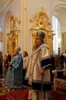   &raquo; Click to zoom ->