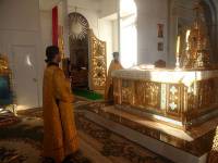   &raquo; Click to zoom ->