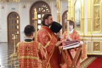   &raquo; Click to zoom ->