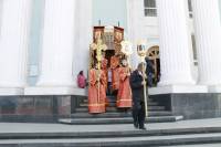   &raquo; Click to zoom ->