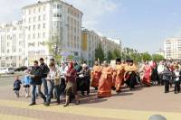   &raquo; Click to zoom ->