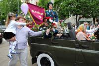   &raquo; Click to zoom ->