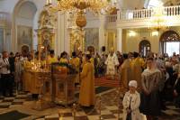   &raquo; Click to zoom ->