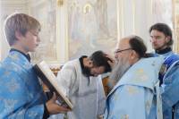   &raquo; Click to zoom ->