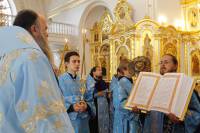   &raquo; Click to zoom ->