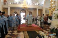   &raquo; Click to zoom ->