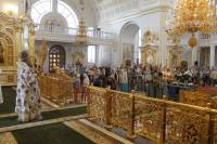   &raquo; Click to zoom ->