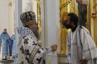   &raquo; Click to zoom ->