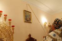   &raquo; Click to zoom ->