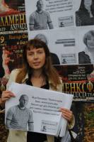   &raquo; Click to zoom ->