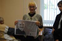   &raquo; Click to zoom ->