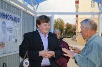   &raquo; Click to zoom ->