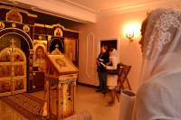   &raquo; Click to zoom ->