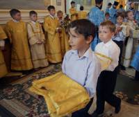   &raquo; Click to zoom ->