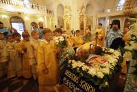   &raquo; Click to zoom ->