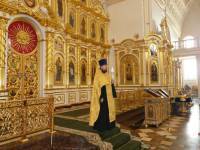   &raquo; Click to zoom ->