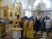   &raquo; Click to zoom ->