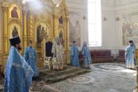   &raquo; Click to zoom ->