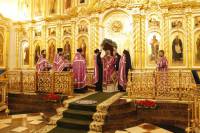   &raquo; Click to zoom ->