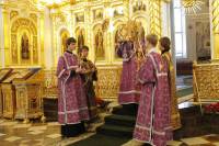   &raquo; Click to zoom ->