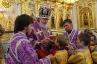   &raquo; Click to zoom ->