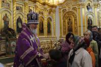   &raquo; Click to zoom ->