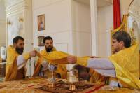   &raquo; Click to zoom ->