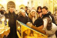   &raquo; Click to zoom ->