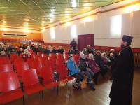   &raquo; Click to zoom ->