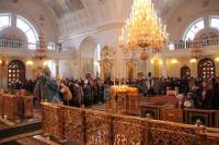   &raquo; Click to zoom ->