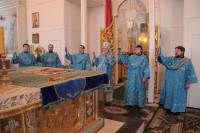   &raquo; Click to zoom ->