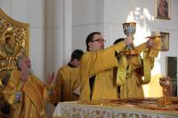   &raquo; Click to zoom ->