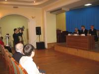   &raquo; Click to zoom ->