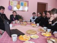   &raquo; Click to zoom ->