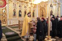   &raquo; Click to zoom ->