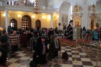   &raquo; Click to zoom ->