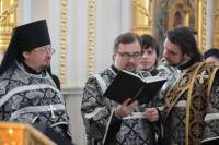   &raquo; Click to zoom ->