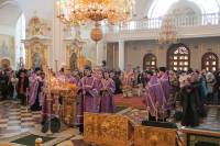   &raquo; Click to zoom ->