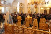   &raquo; Click to zoom ->