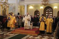   &raquo; Click to zoom ->